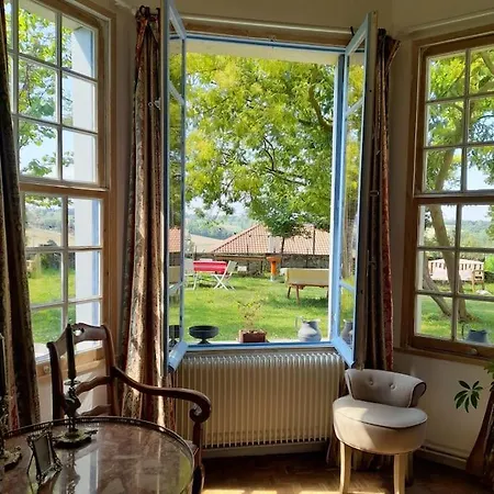 Holiday home Au Chateau *
